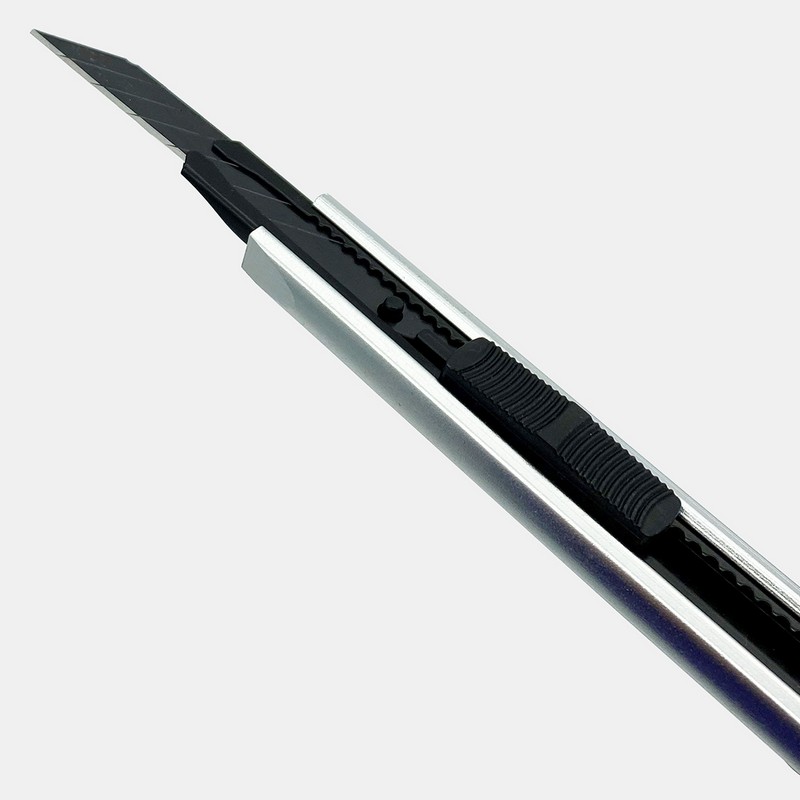 Slimline Retractable Box Cutter